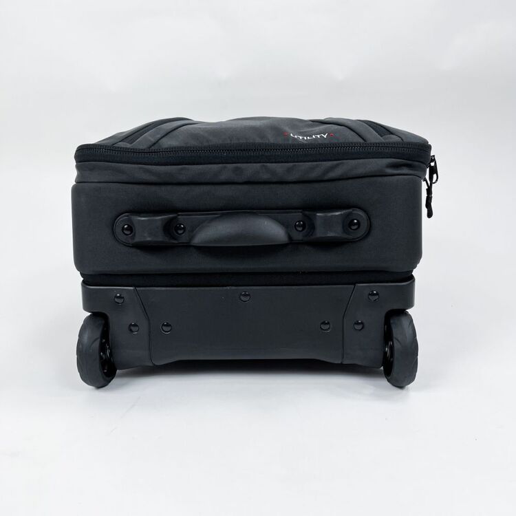 BlackWolf 42L Utility Carry On Jet Black